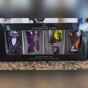 The Nightmare Before Christmas Glassware Set